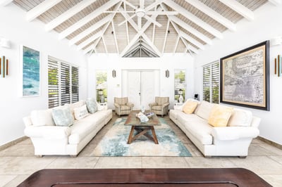 Luxury Villa Photo #16