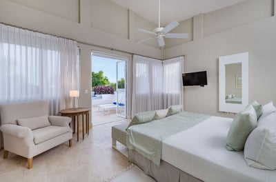Luxury Villa Photo #25