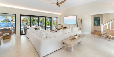 Luxury Villa Photo #10