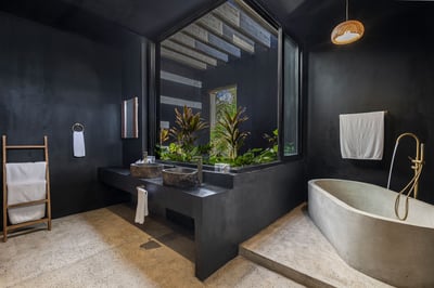 Luxury Villa Photo #39