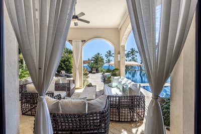 Luxury Villa Photo #31