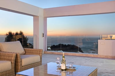 Luxury Villa Photo #13