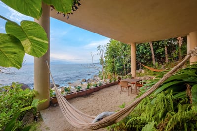 Luxury Villa Photo #16