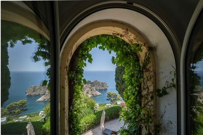 Luxury Villa Photo #38