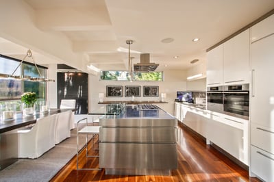 Luxury Villa Photo #18