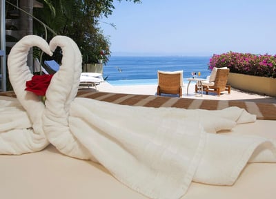 Luxury Villa Photo #13