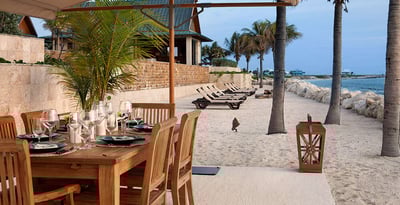 Luxury Villa Photo #9