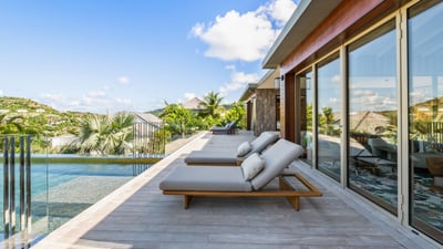 Luxury Villa Photo #13