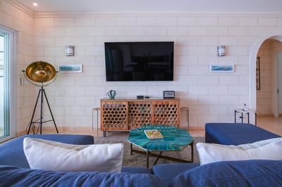 Luxury Villa Photo #14