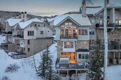 Luxury Villa Photo #32