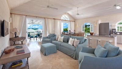 Luxury Villa Photo #3