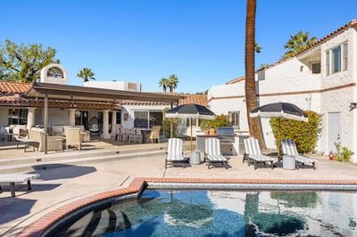 Luxury Villa Photo #4