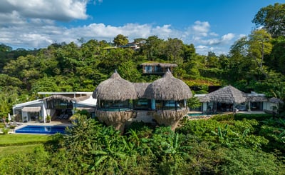 Luxury Villa Photo #2