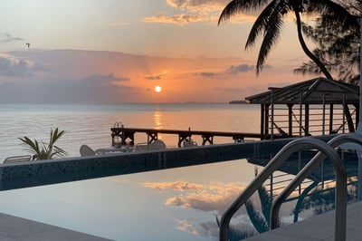 Luxury Villa Photo #11