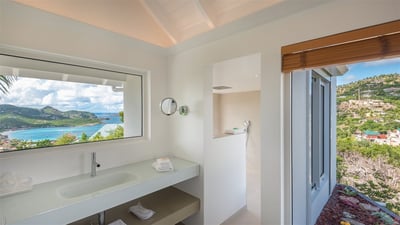 Luxury Villa Photo #45