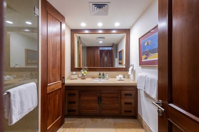 Luxury Villa Photo #30