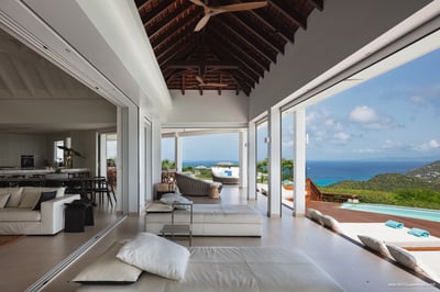 Luxury Villa Photo #22