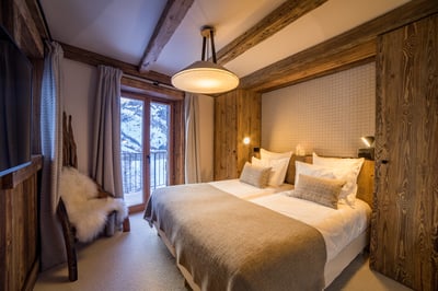 Luxury Villa Photo #17
