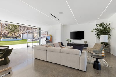 Luxury Villa Photo #24