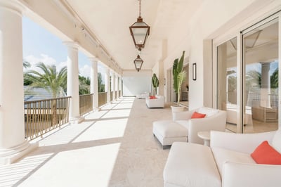 Luxury Villa Photo #21