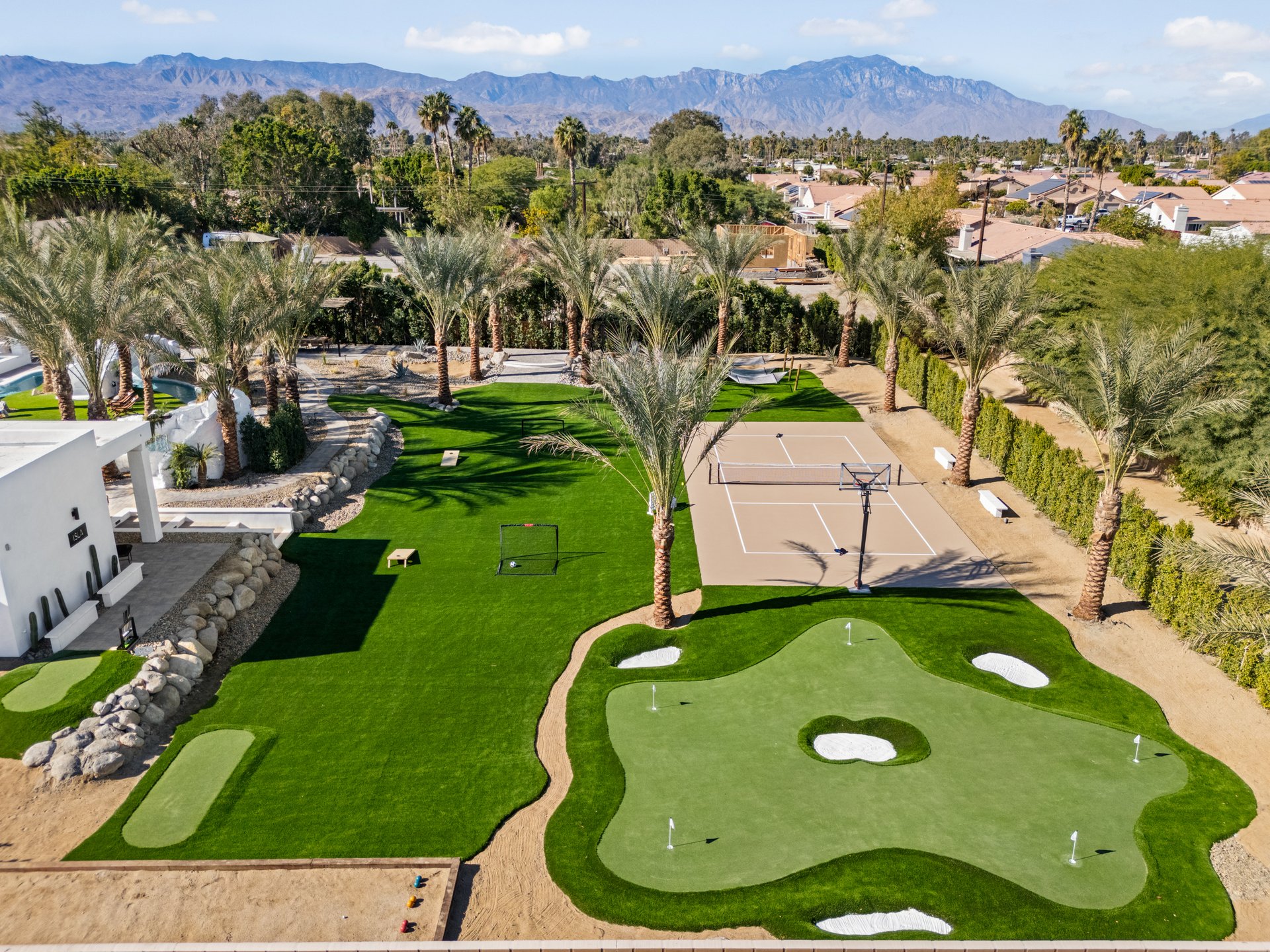 Oasis Royale - 3