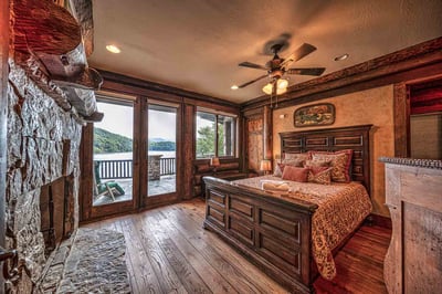 Luxury Villa Photo #38