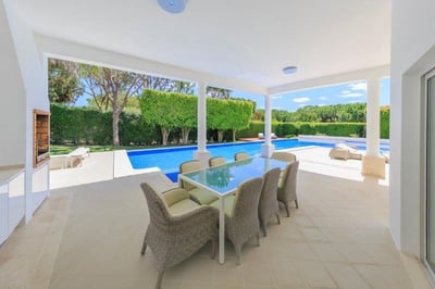 Luxury Villa Photo #10