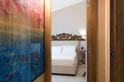 Luxury Villa Photo #40