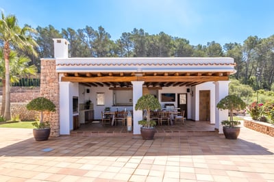 Luxury Villa Photo #9