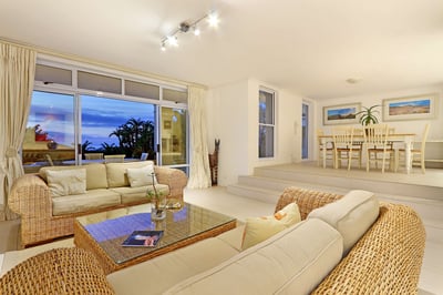 Luxury Villa Photo #7