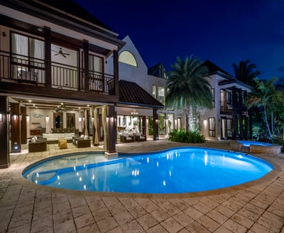 Luxury Villa Photo #45