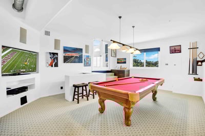 Luxury Villa Photo #31
