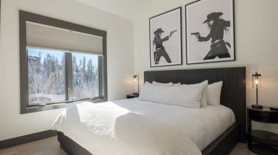 Bedroom 3, Upper level -  King suite 3