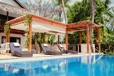 Luxury Villa Photo #9