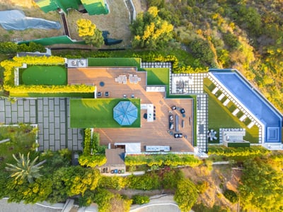 Luxury Villa Photo #13