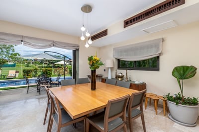 Luxury Villa Photo #16