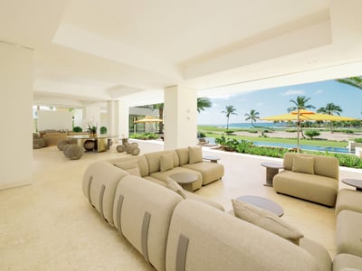 Large luxury villa with full staff and ocean views