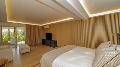 Luxury Villa Photo #61