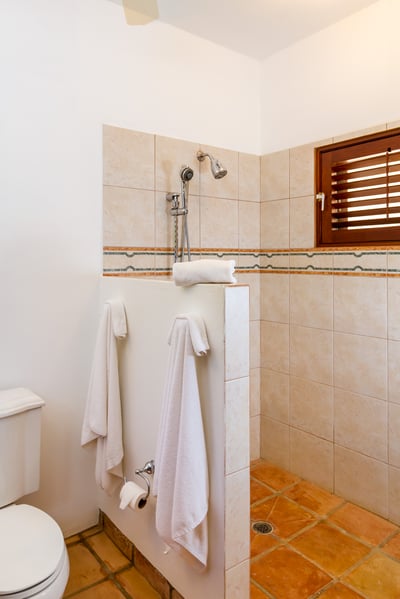 Luxury Villa Photo #13