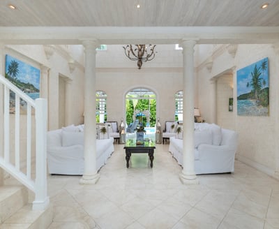 Luxury Villa Photo #13