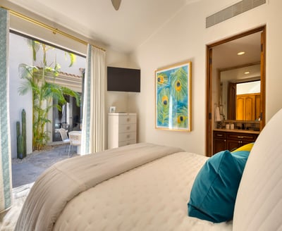 Luxury Villa Photo #34