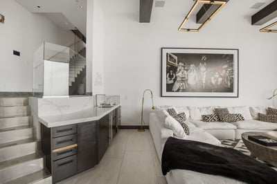 Luxury Villa Photo #23