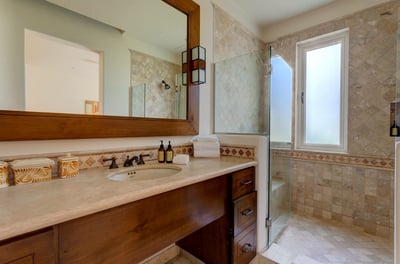 Luxury Villa Photo #19
