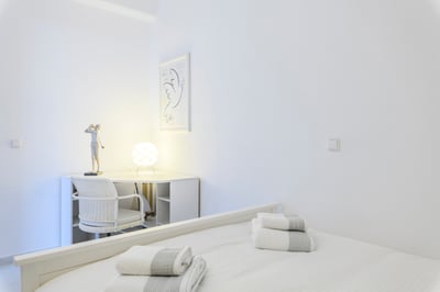 Luxury Villa Photo #37