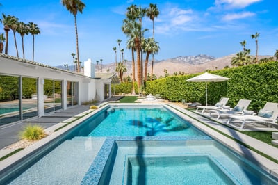 Luxury Villa Photo #3