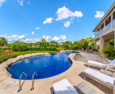 Luxury Villa Photo #7