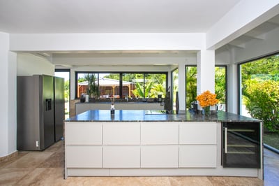 Luxury Villa Photo #8