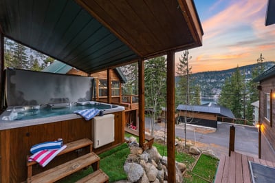 Luxury Villa Photo #39