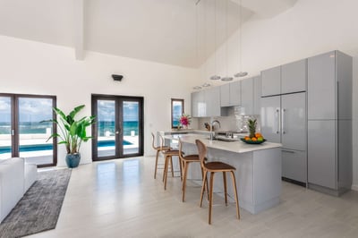 Luxury Villa Photo #7