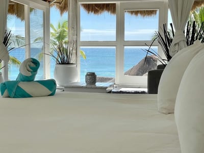 Luxury Villa Photo #13